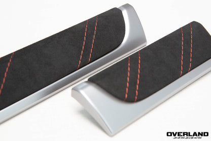 Upgraded Middle Dash Garnish